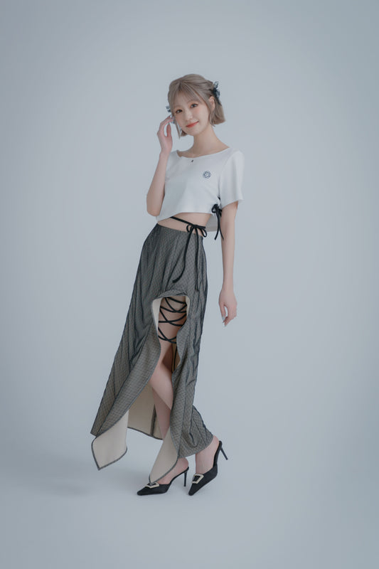 Sheer Mermaid Long-Skirt (Black × Beige)