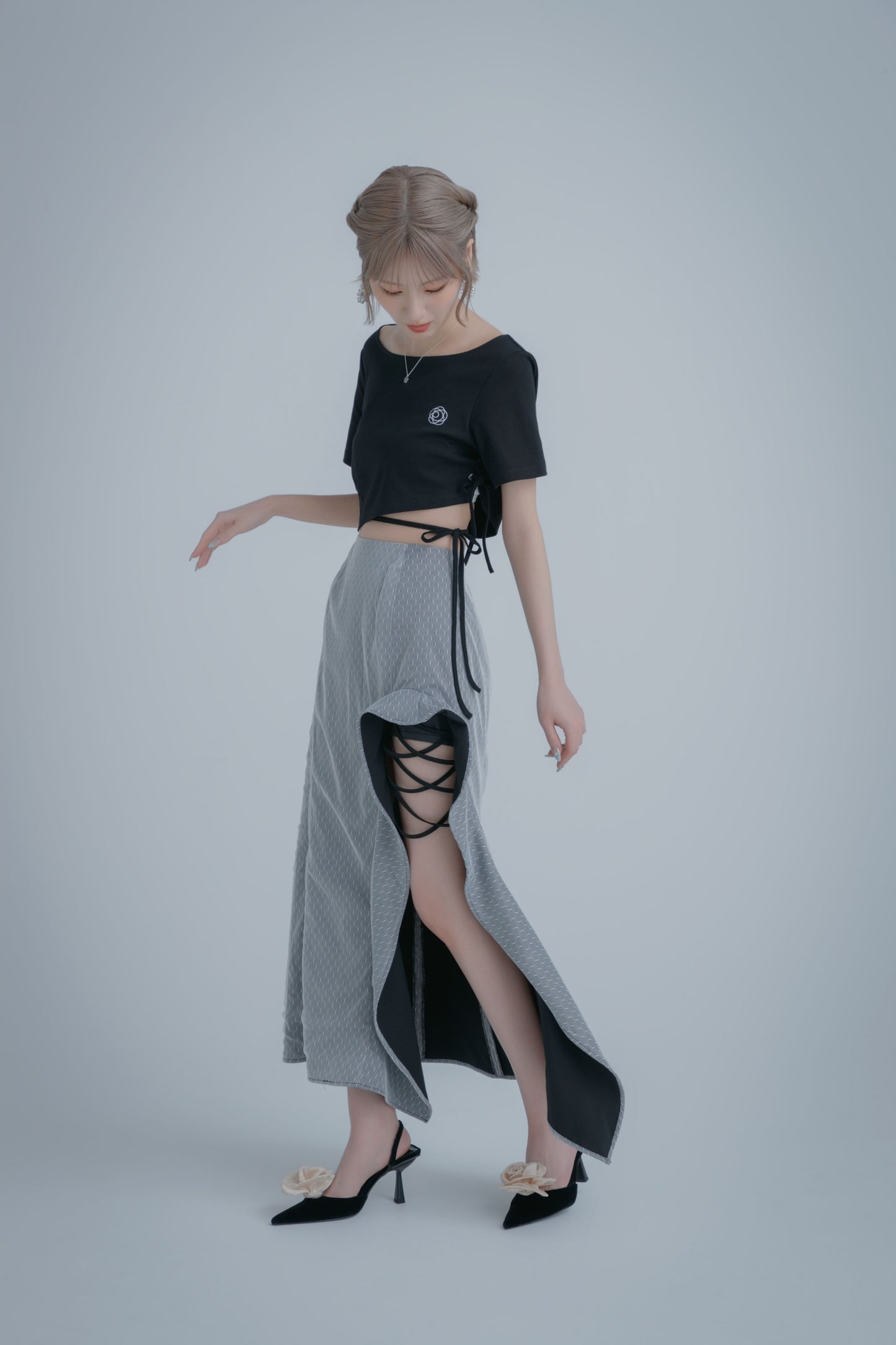Sheer Mermaid Long-Skirt (Black × White)