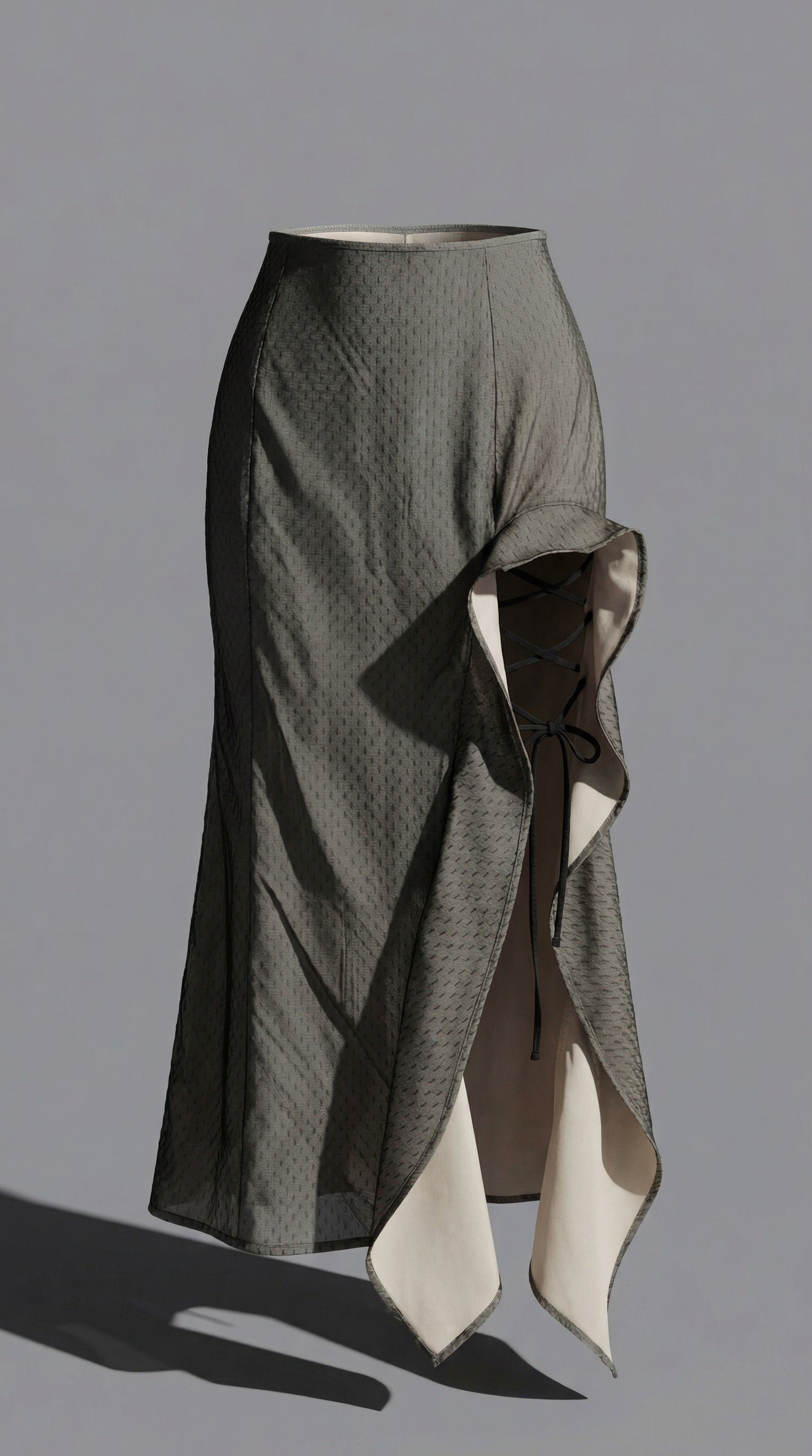 Sheer Mermaid Long-Skirt (Black × Beige)